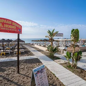 https://alojamientos-el-carmen-caihuela.1costadelsol.com